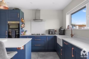 Photo 14- click for photo gallery